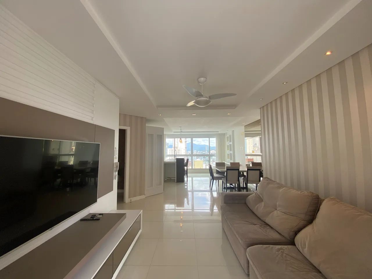 VILLA VENETO - APARTAMENTO MOBILIADO COM 04 DORMITÓRIOS EM BALNEÁRIO CAMBORIÚ - Foto 3