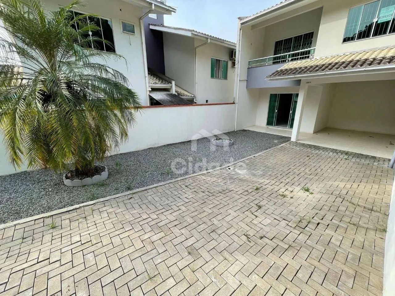 Casa com 3 dormitórios para alugar, 113 m² por R$ 3.100/mês - Barra do Rio Cerro - Jaraguá - Foto 2