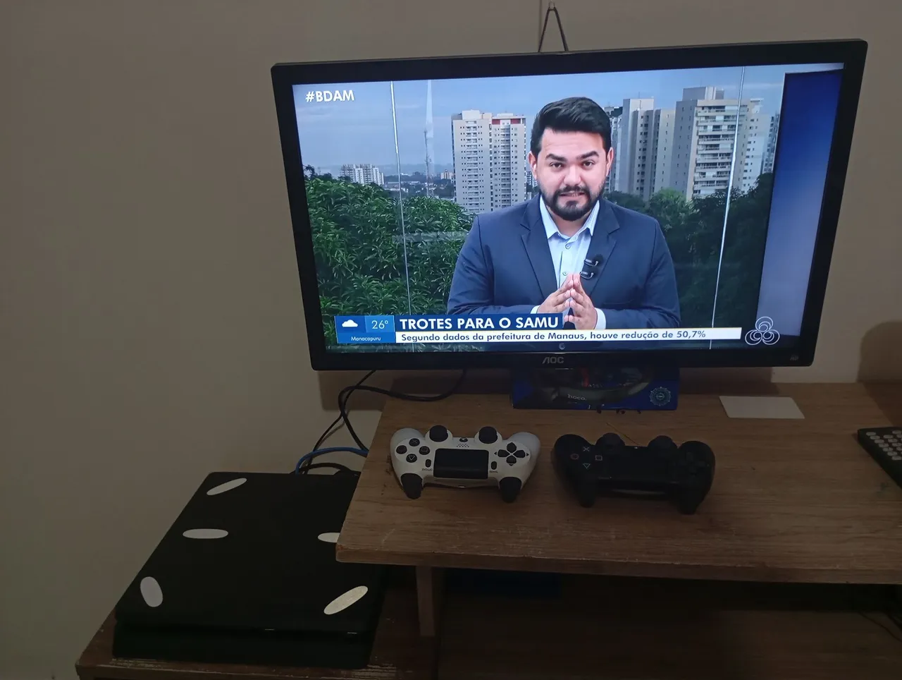 PlayStation 4 - Console Completo + TV