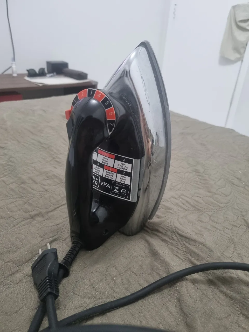 Ferro de Passar Roupa Black Decker