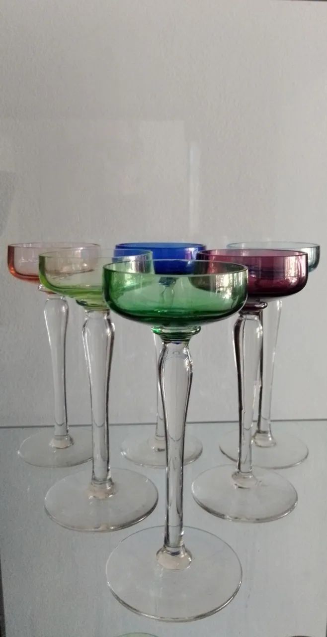 Jogo Vintage 6 Cálices Coloridos P/ Licor - Dia Pais 10% OFF