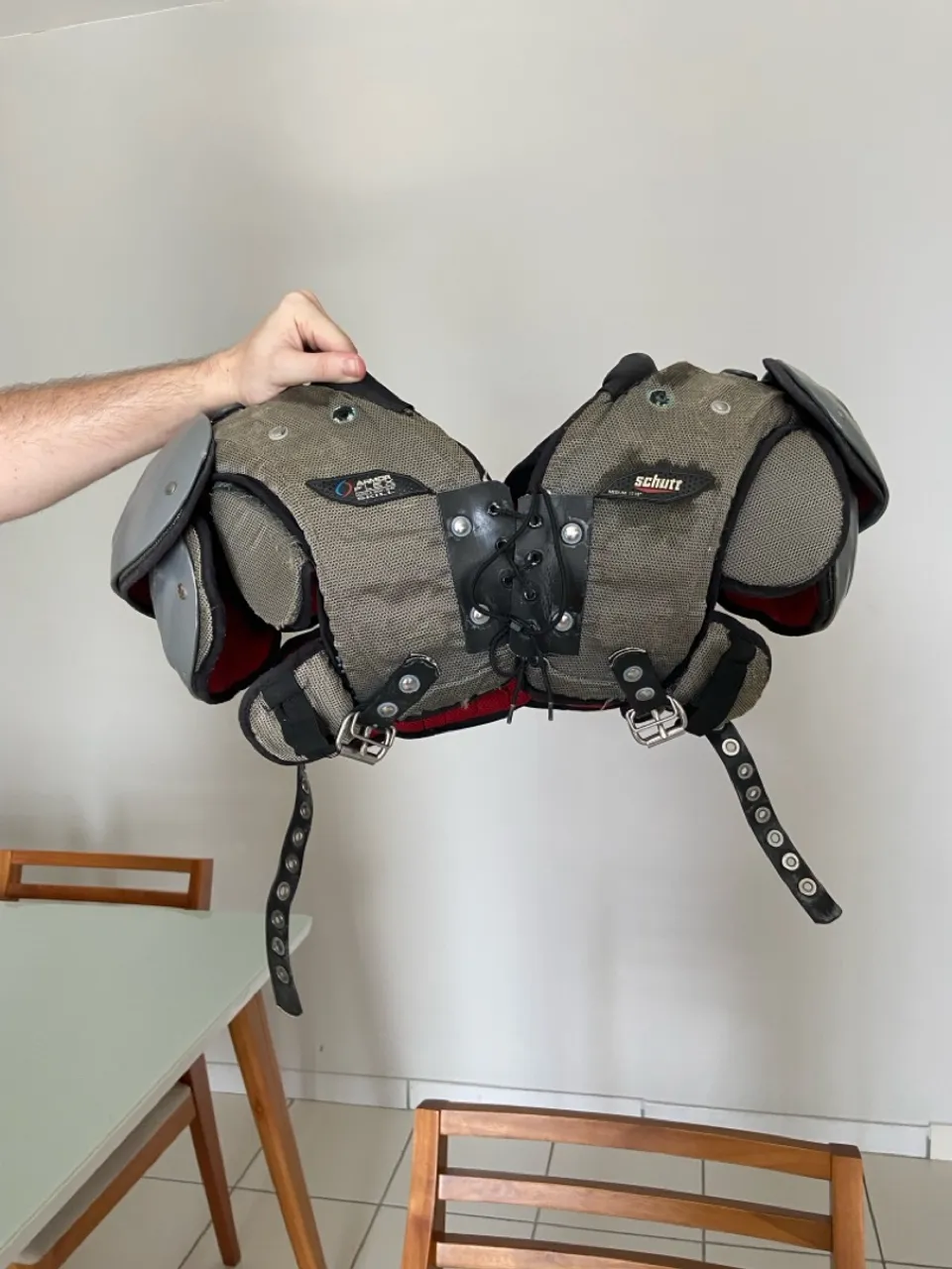 Shoulder pad futebol americano - Schutz Armour Flex Skill Médio - Usado