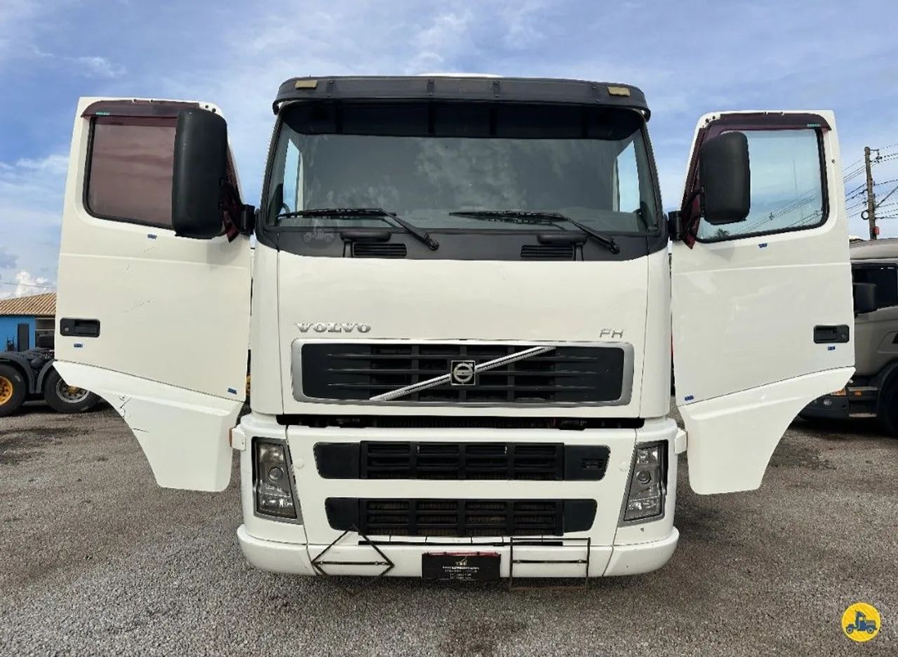 VOLVO FH-440 6X2<br>2009/2009<br>TETO BAIXO<br>MANUAL - Foto 13