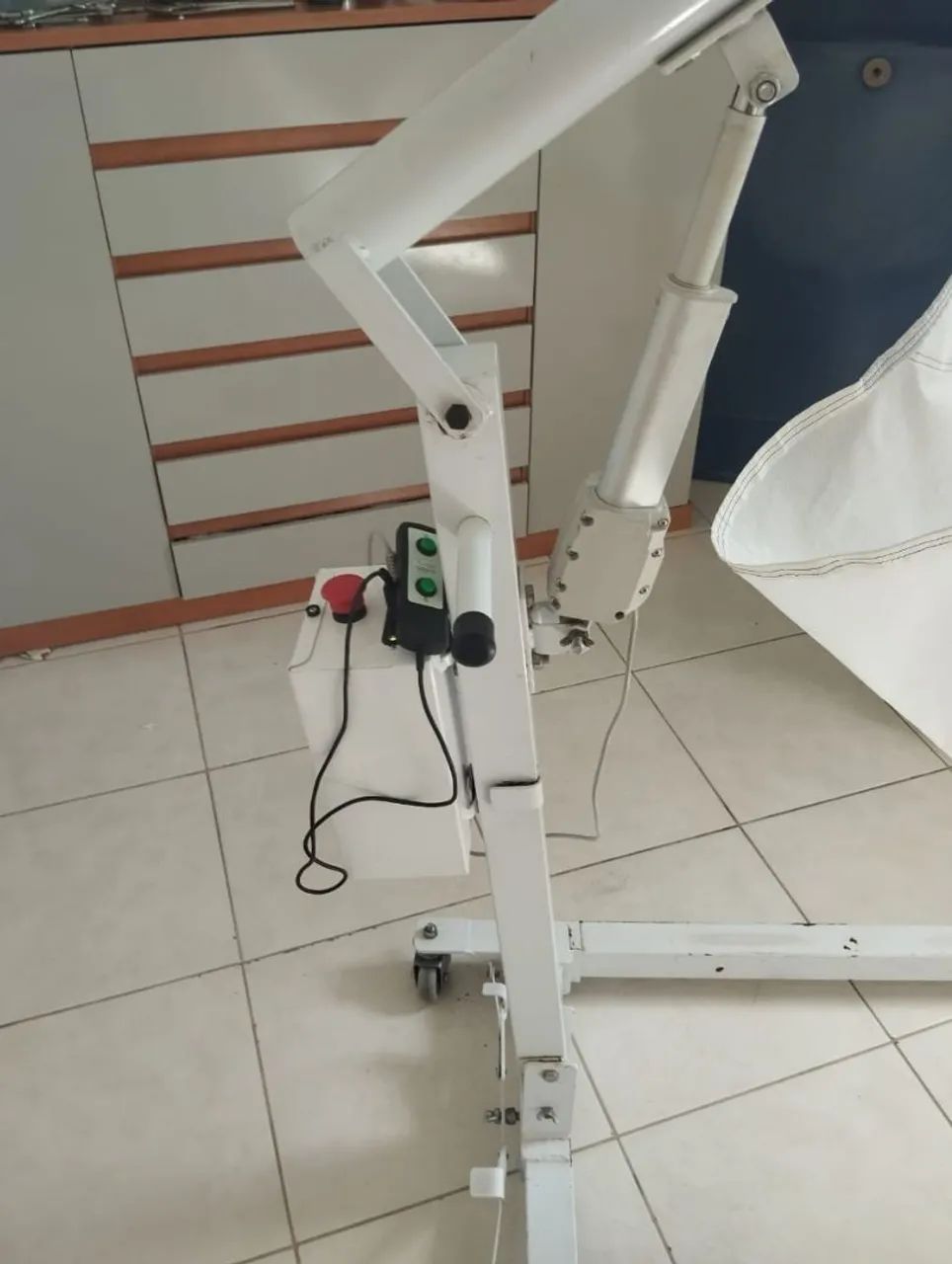 Elevador elétrico para acamado - Foto 4