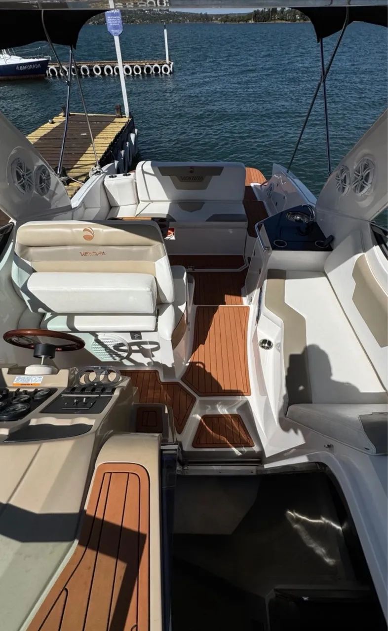LANCHA VENTURA 330 PREMIUM - Foto 2