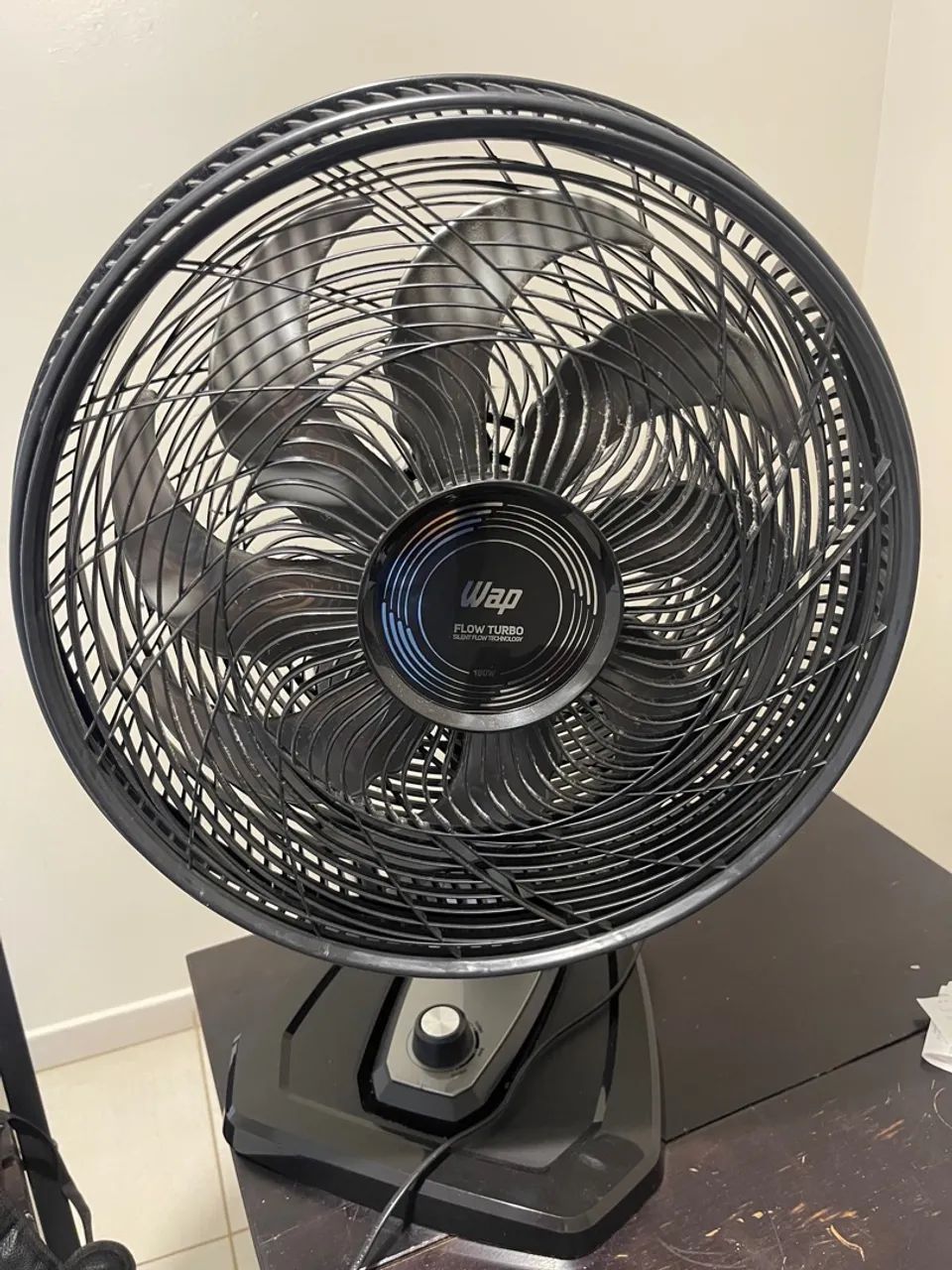 Ventilador de Mesa Wap Flow Turbo - Super Potente
