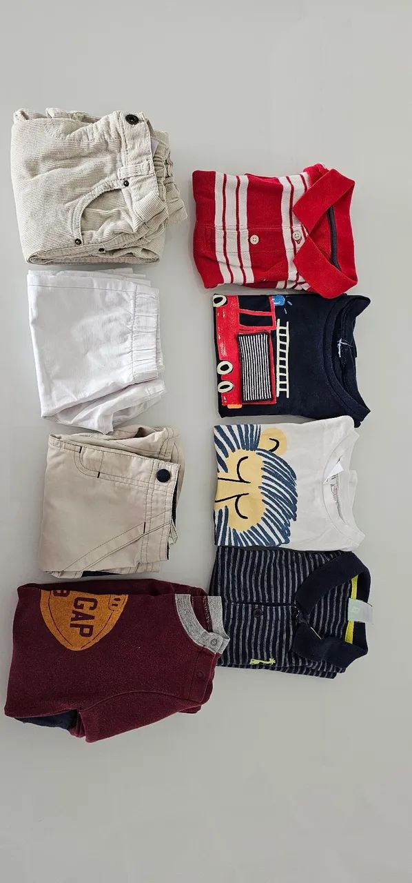 Lote de Roupas para meninos- Diversas Marcas e tamanho18 a 24 meses