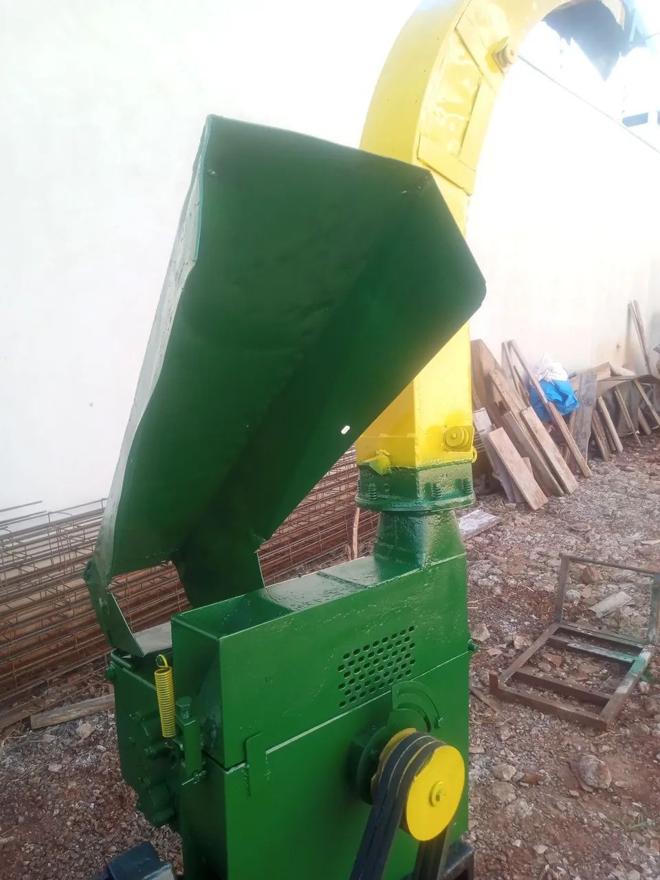 Vendo picadeira nogueira en12 tocado no trator  - Foto 2