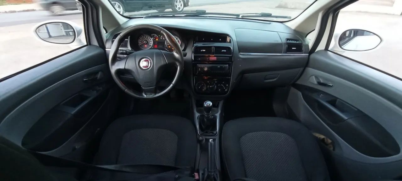 Fiat Linea essence 1.8 - Foto 12