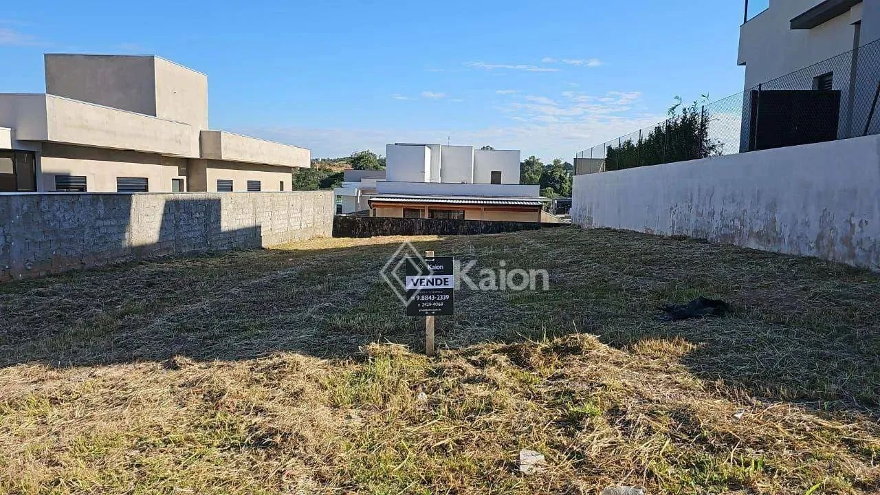 Terreno à venda no Condomínio Portal dos Bandeirantes em Salto/SP