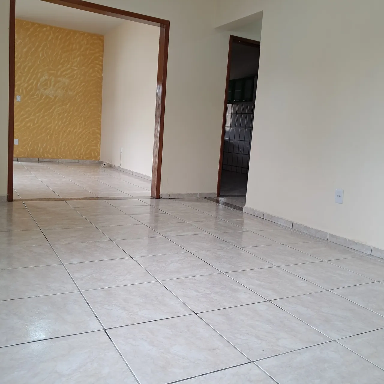 ALUGO APARTAMENTO