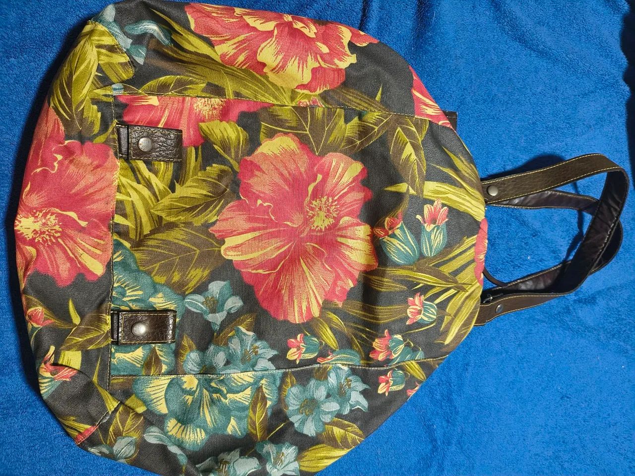 Vendo bolsas estilo " BOLSÃO" - Foto 3
