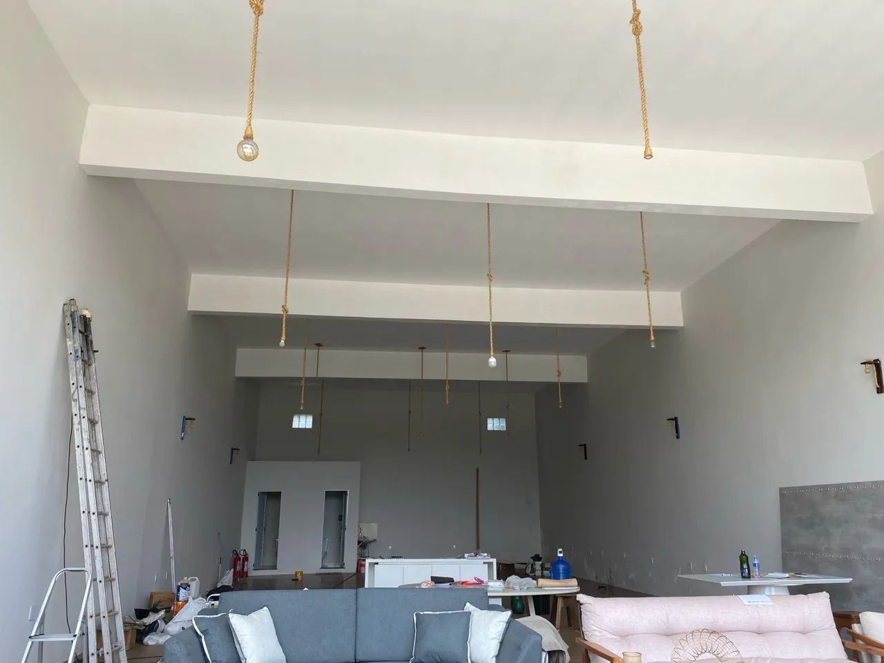 Aluga se ou vende se