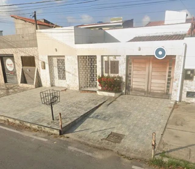 Casa com ponto comercial opcional + casa nos fds 299 mil * 