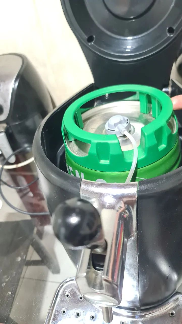 Choopeira Heineken BeerTender 5 litros - Foto 5
