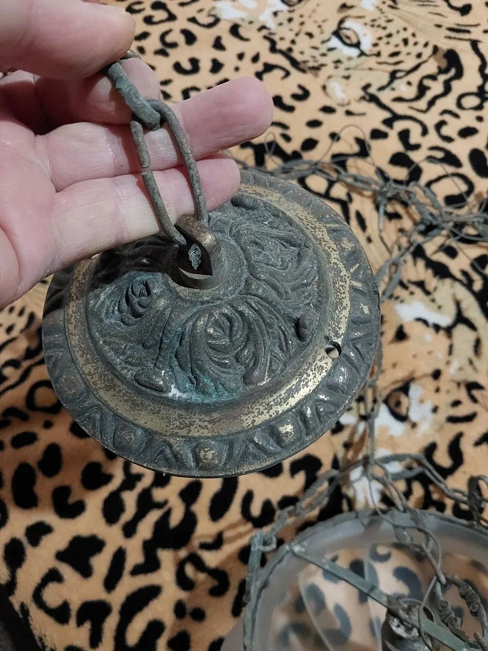 Lustre antigo bronze e vidro - Foto 4