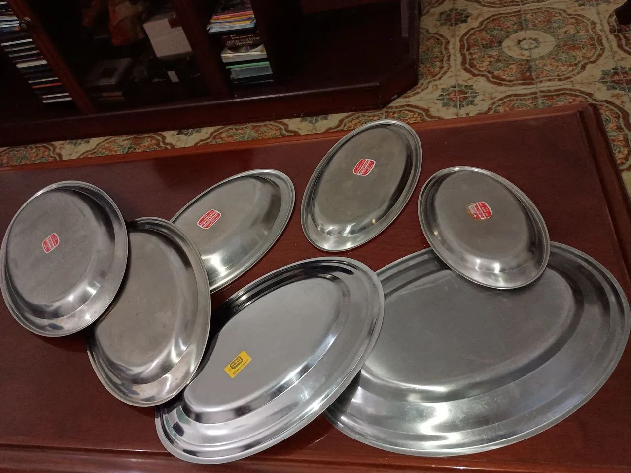 Conjunto de travessas de aço inox ovais - Foto 2