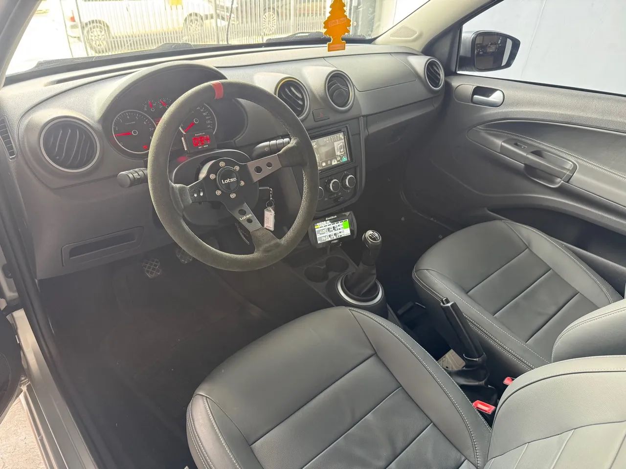Saveiro CE 1.6 Turbo 2013  - Foto 5