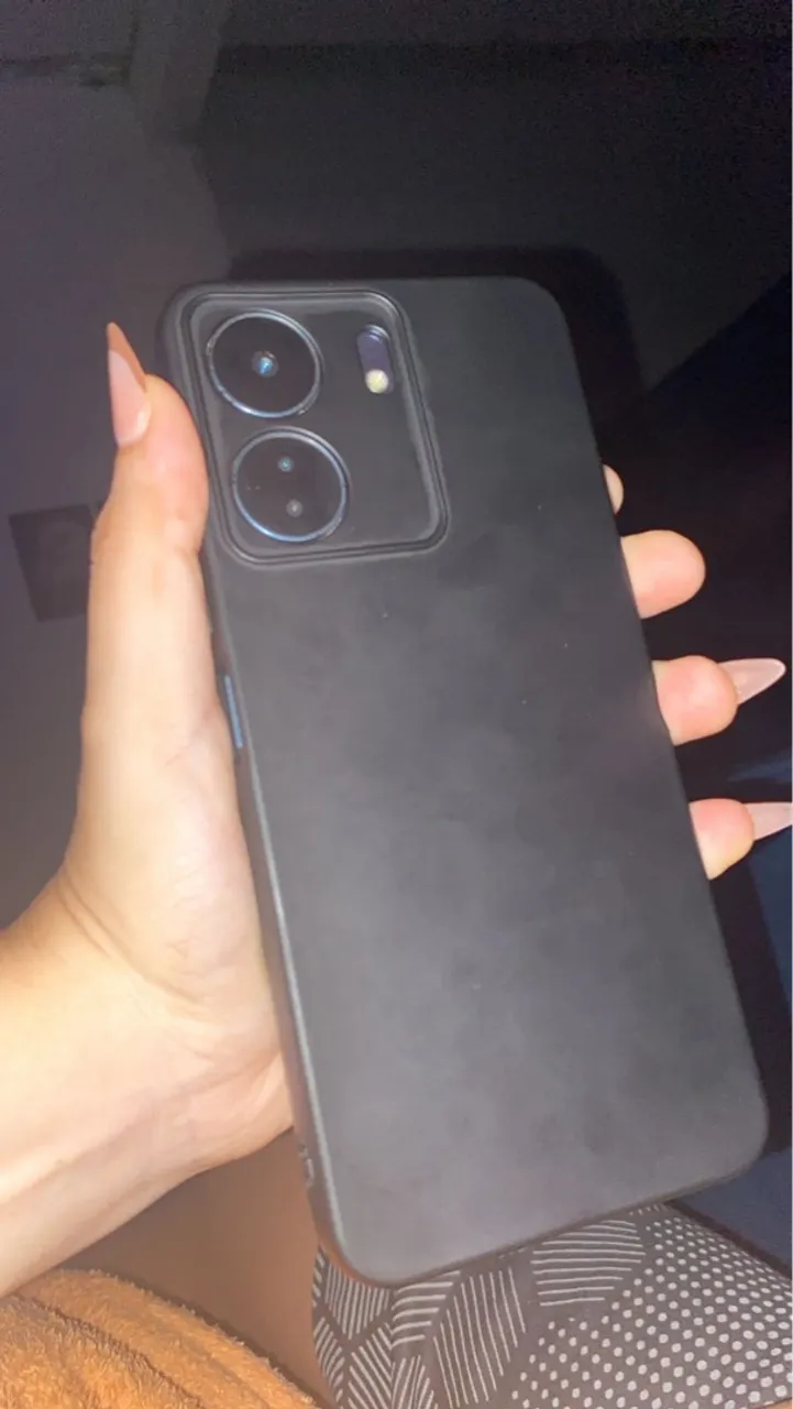 Poco c65 menos de um ano de uso