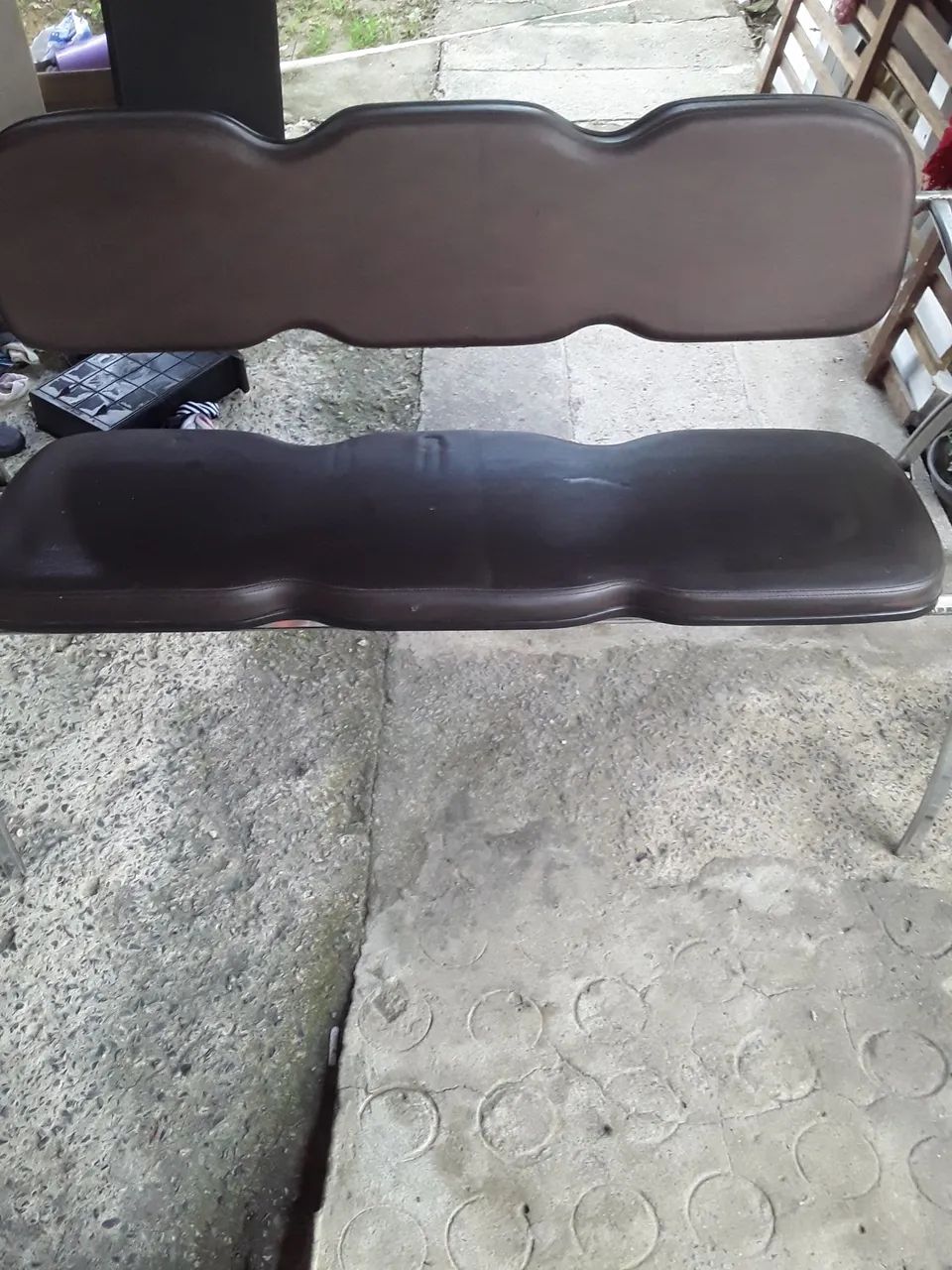 Banco de Ferro com Assento Estofado