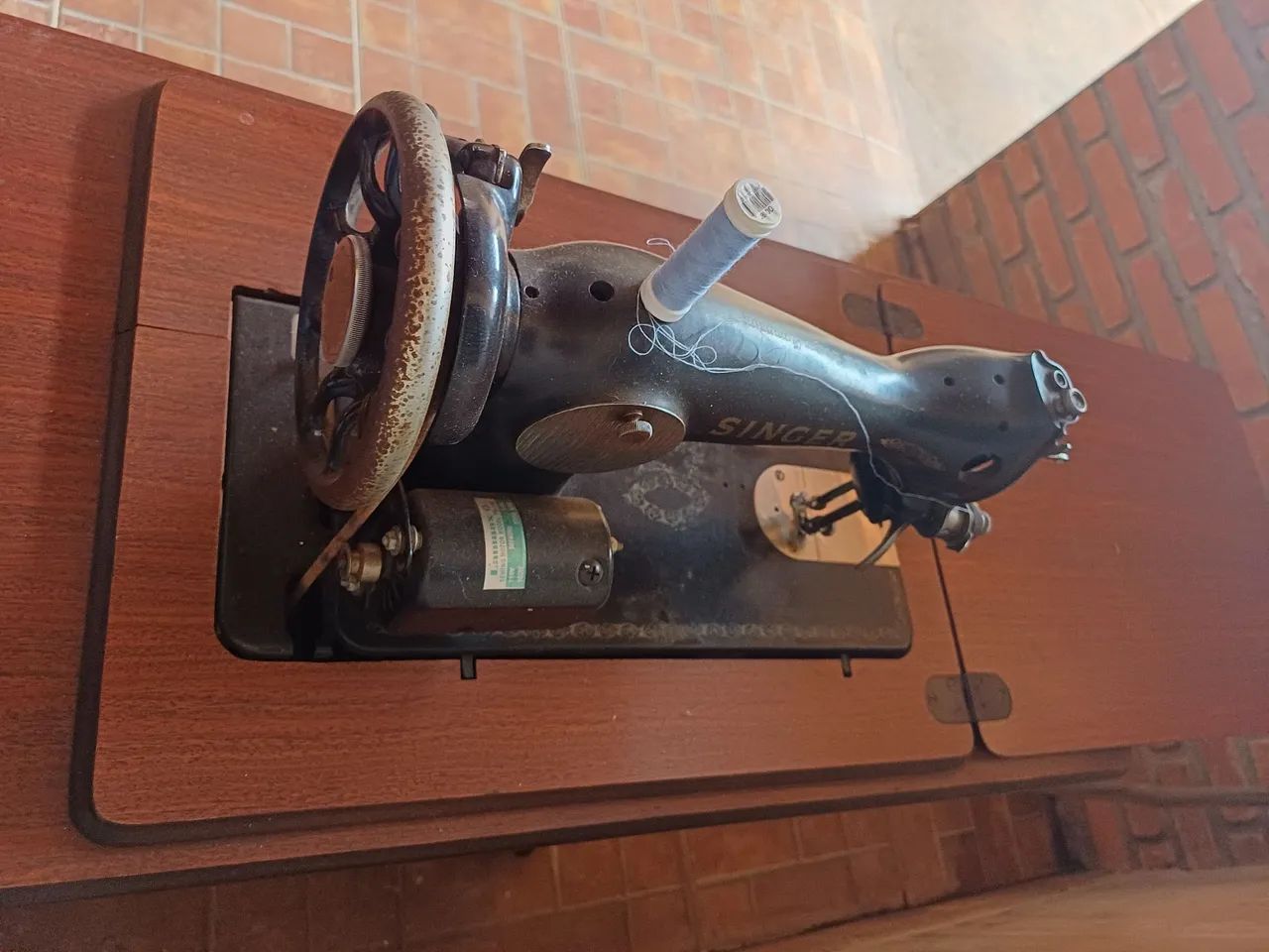 Maquina de costura antiga64187445285890121