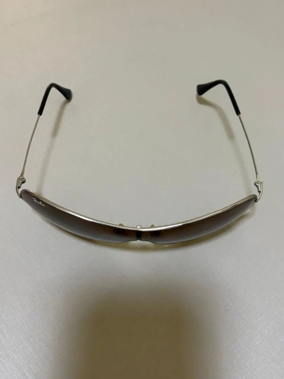 Óculos de sol Ray Ban em ótimo estado - Foto 3