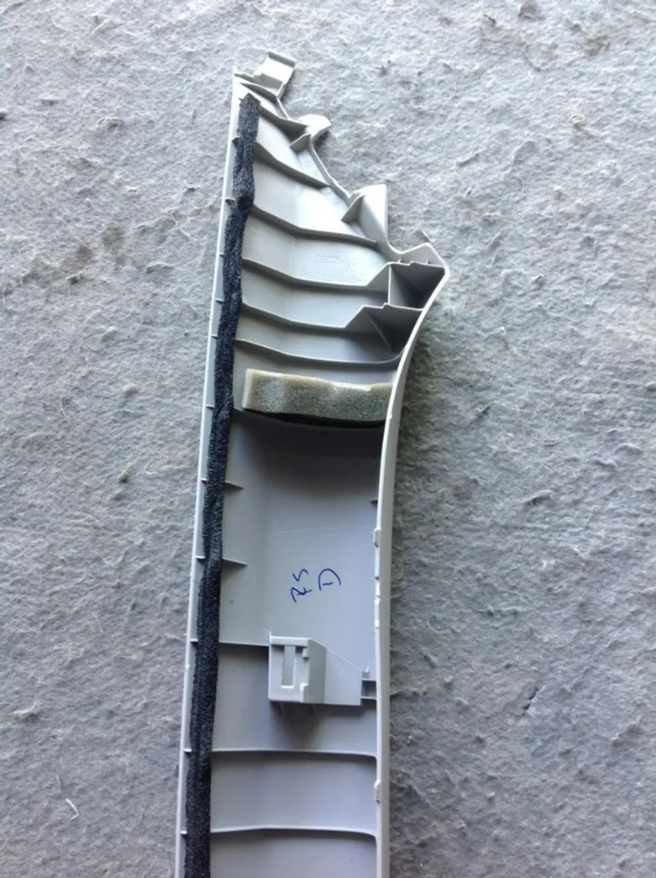 Acabamentos Interno Coluna Direita e Esquerda Parabrisa Rav4 2015