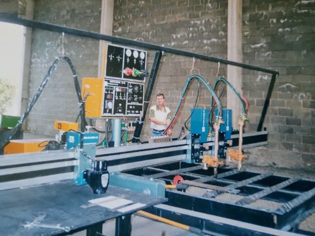 MÁQUINA DE OXICORTE PANTÓGRAFO / FOTOCÉLULA