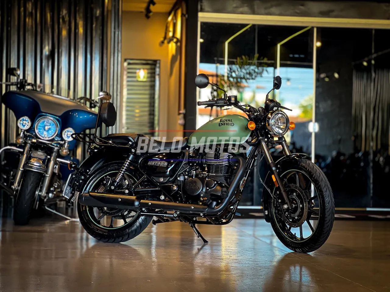 Royal Enfield Meteor 350 Fireboll 2024