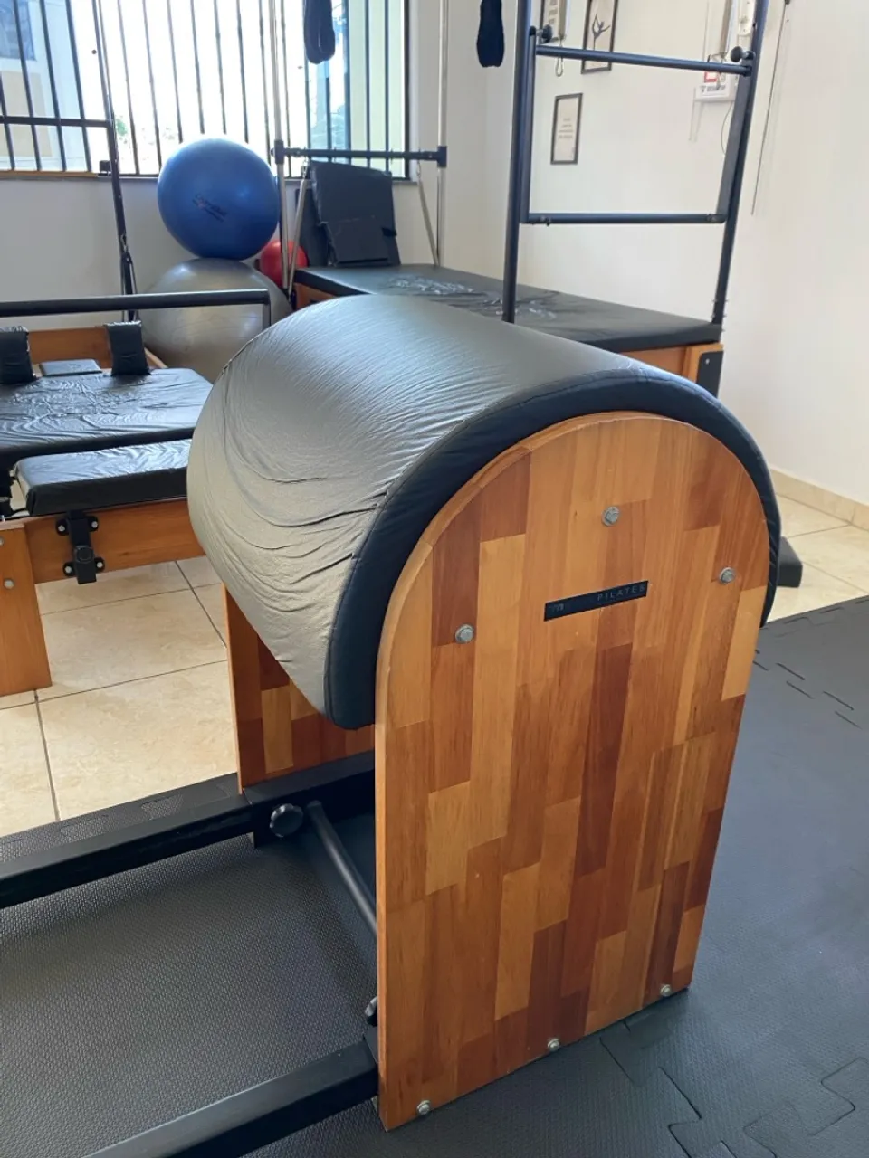 Barrel pilates