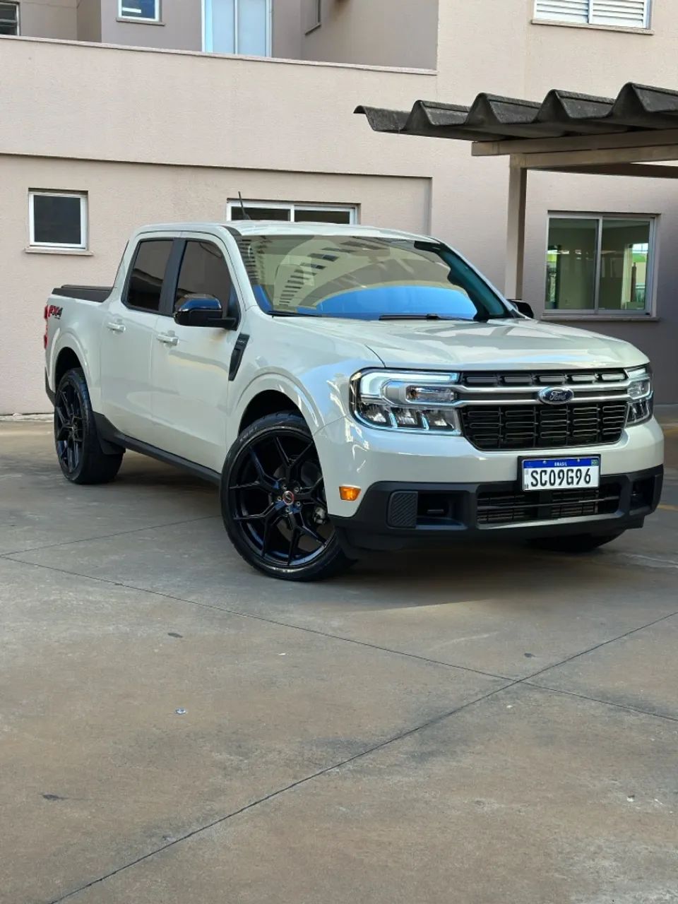 Maverick 