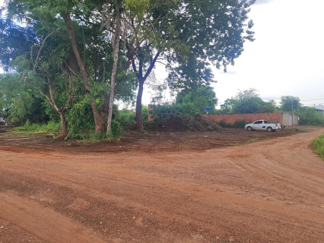 6 terrenos início da contorno leste