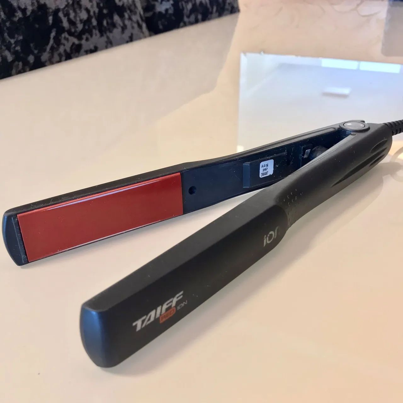 Prancha de cabelo Taiff Ion Profissional- Bivolt - Foto 3