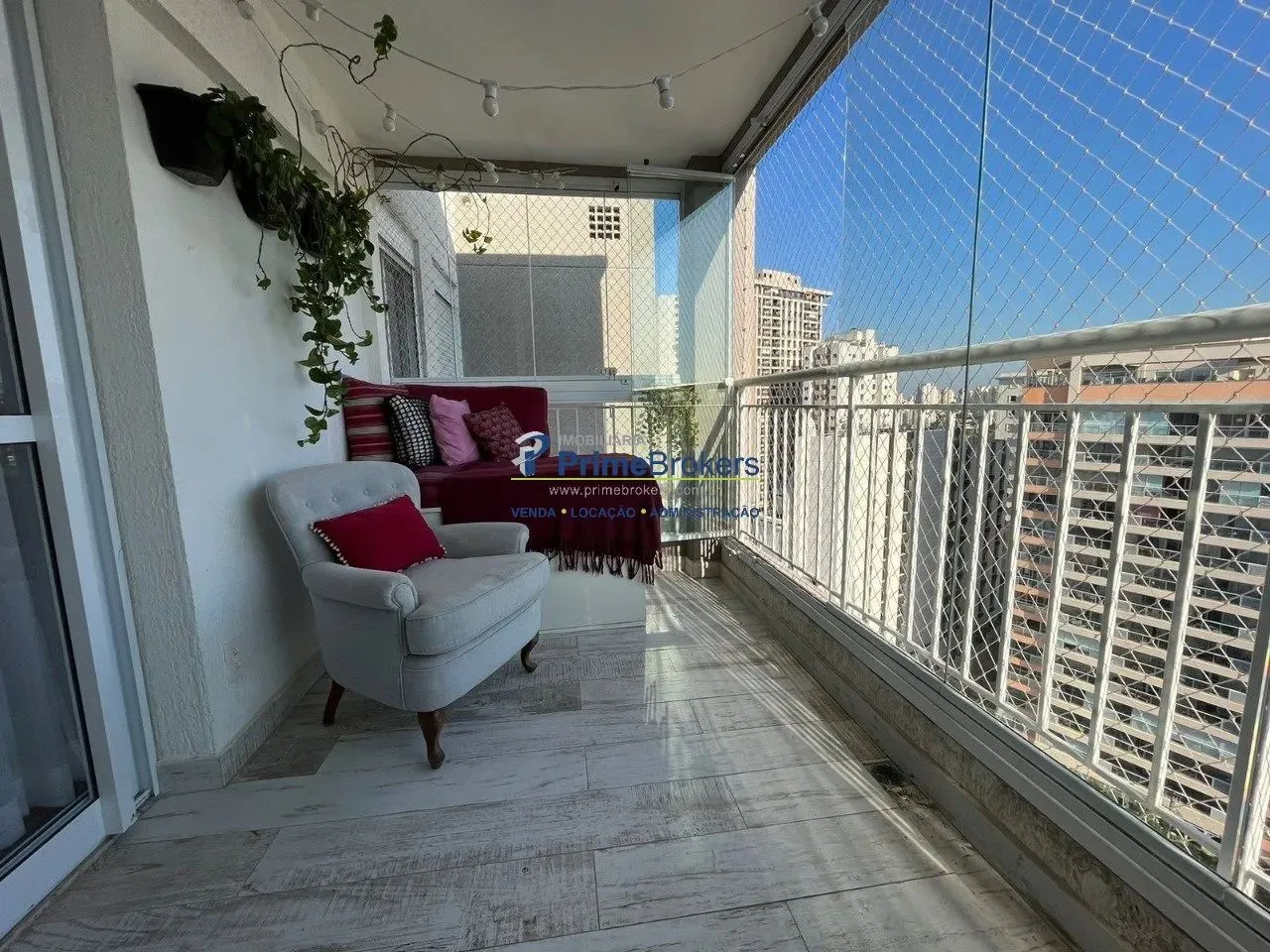 LINDO STUDIO MOBILIADO E EQUIPADO NO CAMPO BELO 37 M² - VENDA E LOCAÇÃO