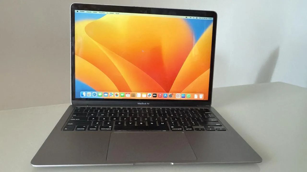 MacBook Air 2020 A2179 256GB シルバー Apple MacBook Air 2020 A2179
