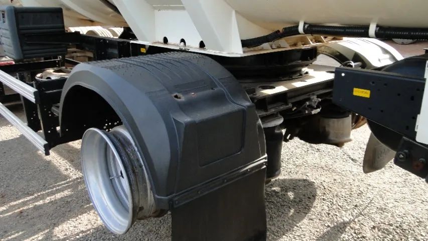 TANQUE 4 EIXO RANDON 2014 43.000 LITROS - Foto 10