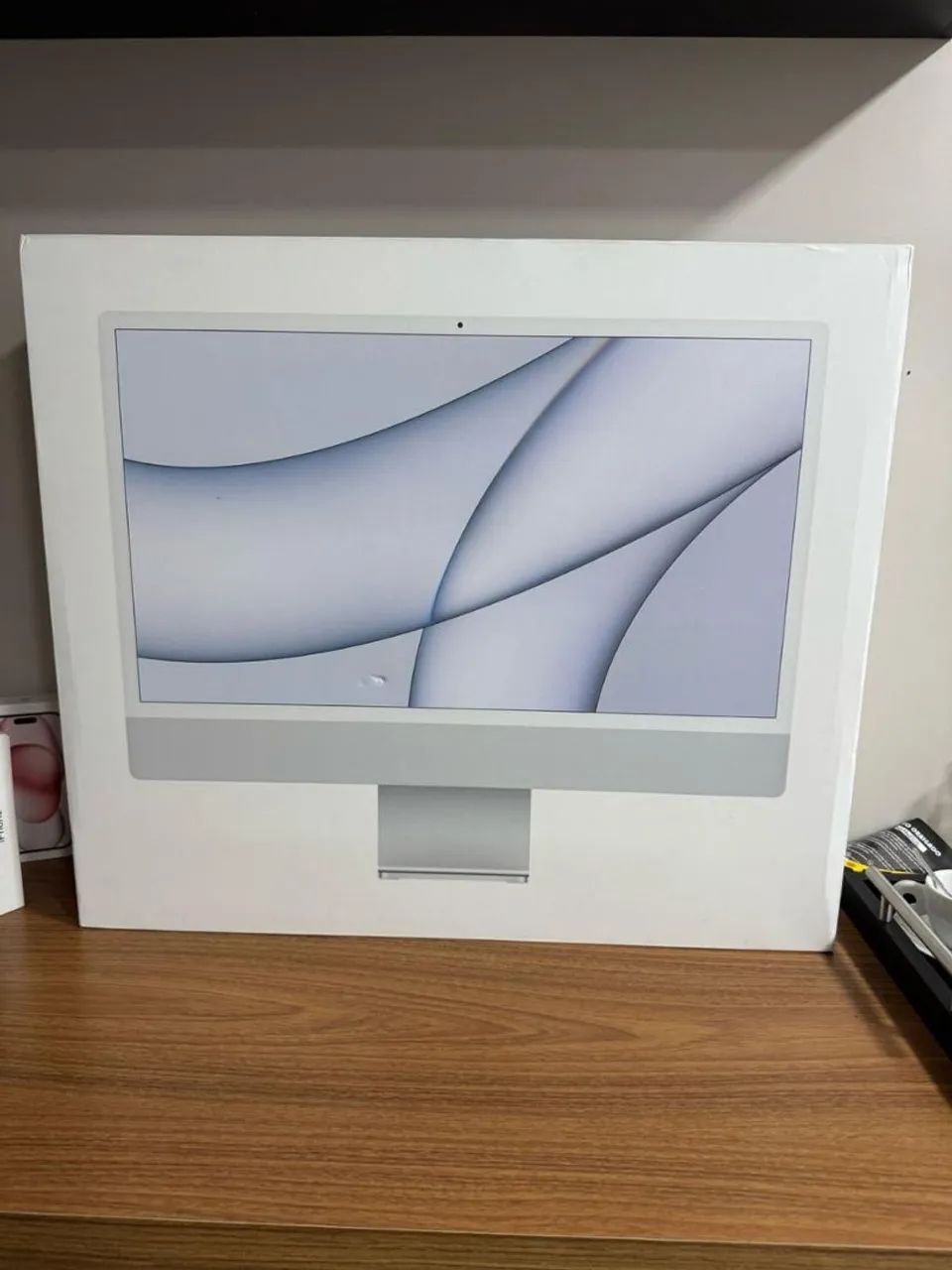 iMac M4 24' 16GB 512GB 10C CPU lacrado