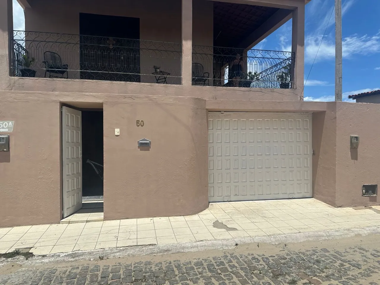Aluga-se casa no centro de Ceará-Mirim