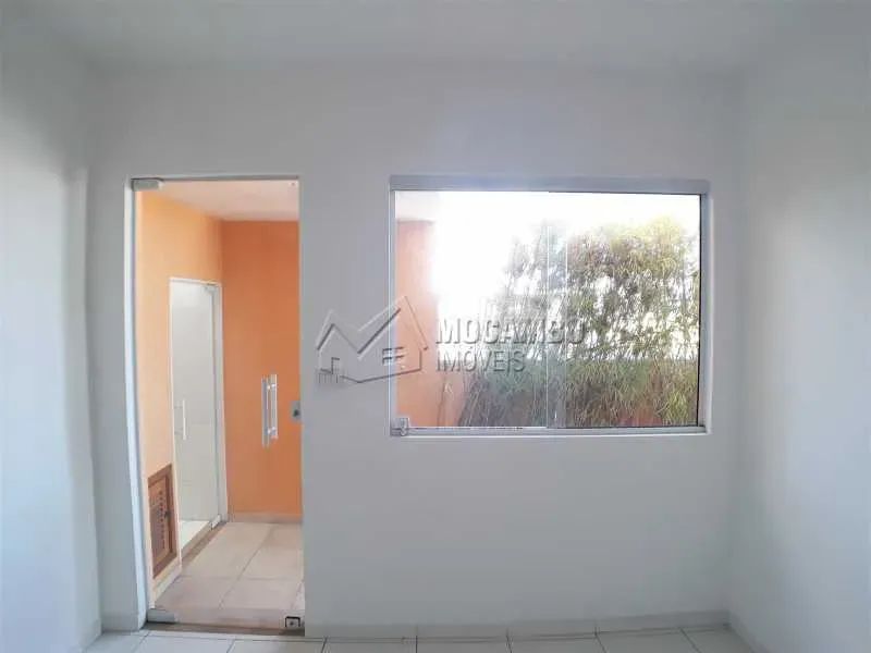 Casa de rua - / Residencial / Vila Cremonesi