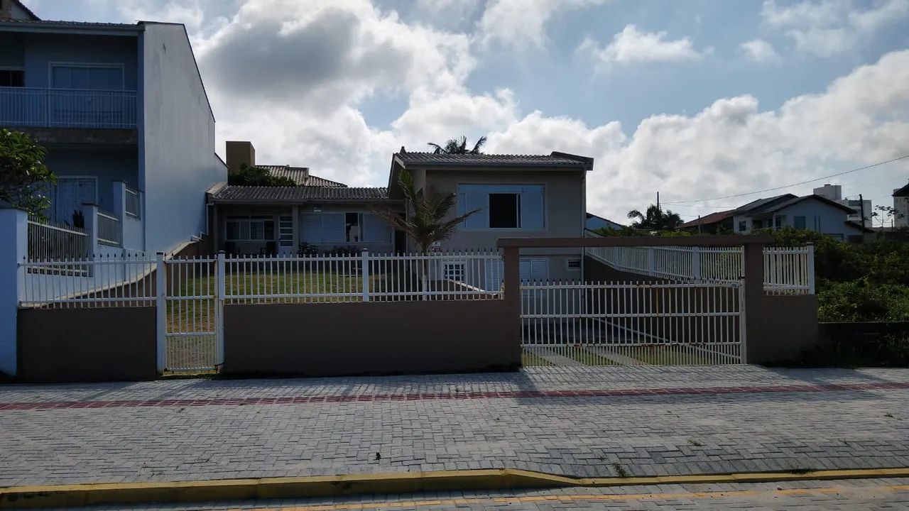 CASA FRENTE MAR PIÇARRAS SC - Foto 4