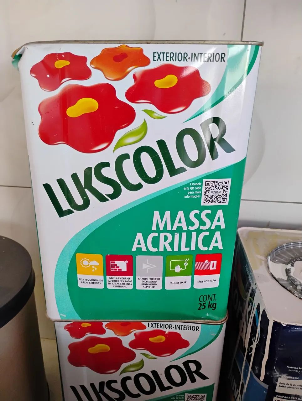 Massa acrílica 