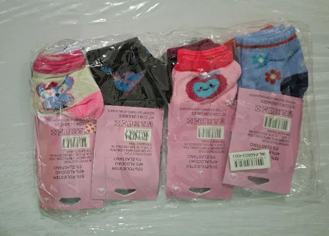 Kit 6 Pares de Meias Infantil Antiderrapante - Tamanho 15 a 19 - Foto 2