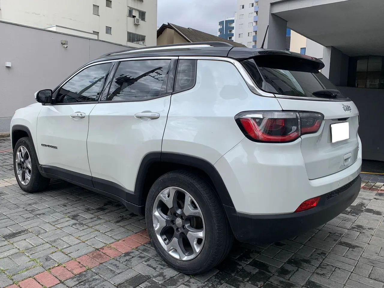 Jeep Compass Limited 2.0 - 2017 - Foto 4