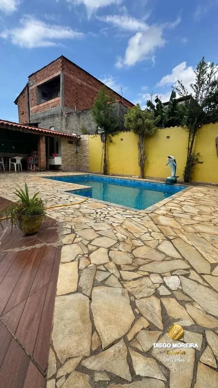 Casa com Piscina e Salão Comercial  Oportunidade Única! - Foto 2