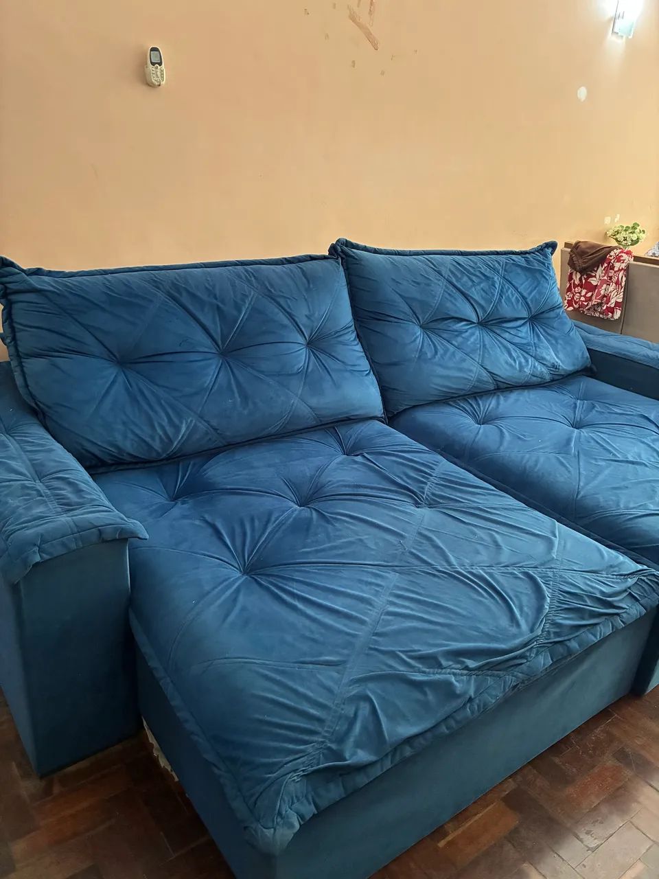 2.80-ft Retractable Sofa64728971795459120