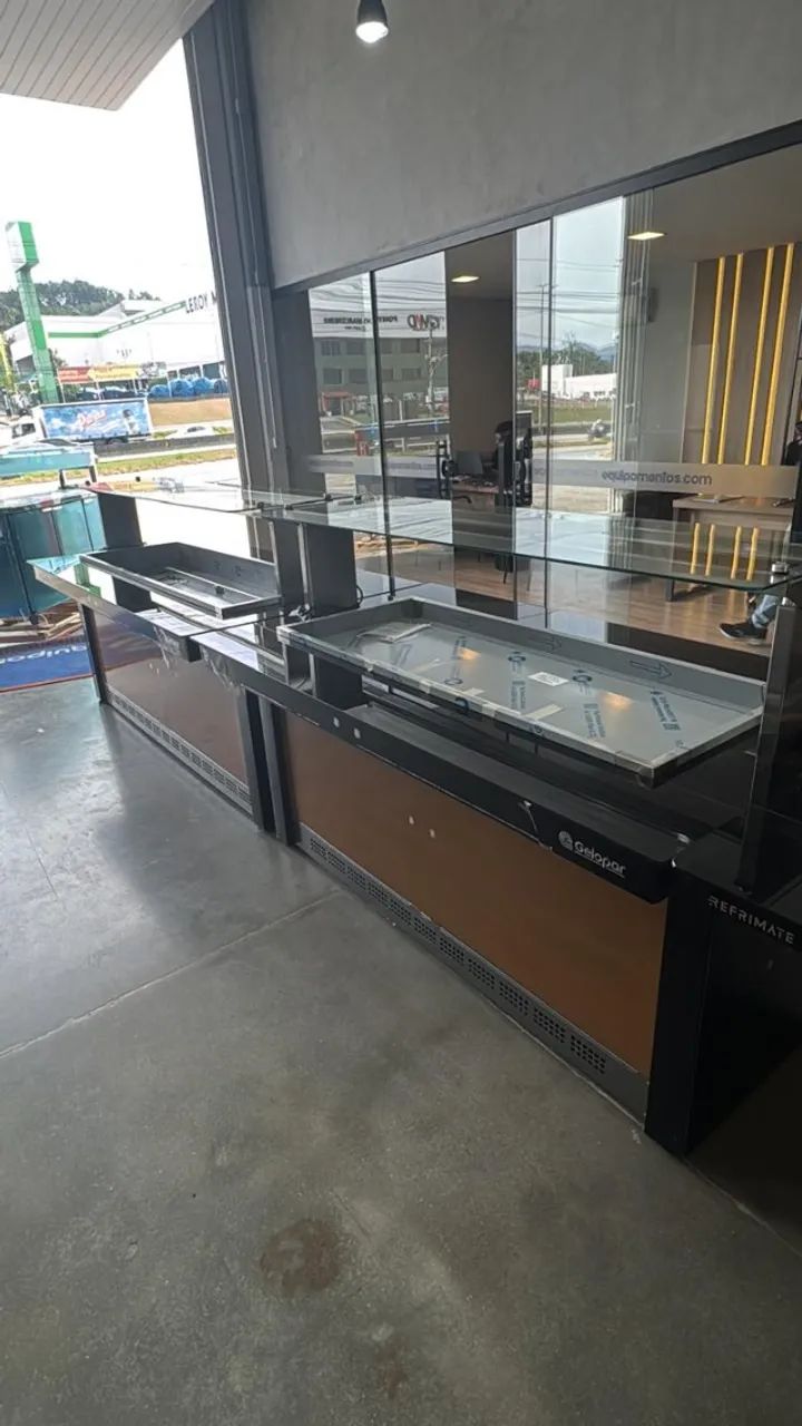Buffet completo quente 10 gns e frio 8 gns Vitra Gelopar nova  