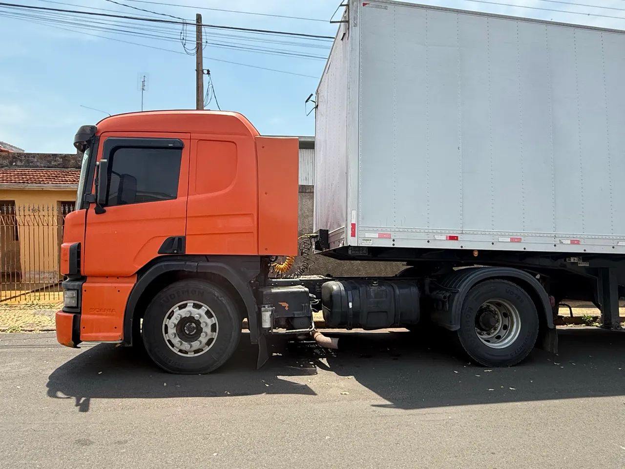 Scania P340 - Ano 2006  - Foto 7