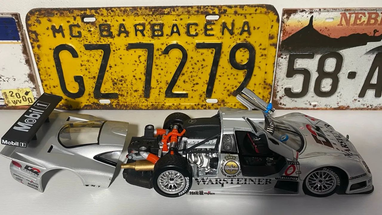Miniatura Mercedes-Bens CLK 1/18 - Foto 3