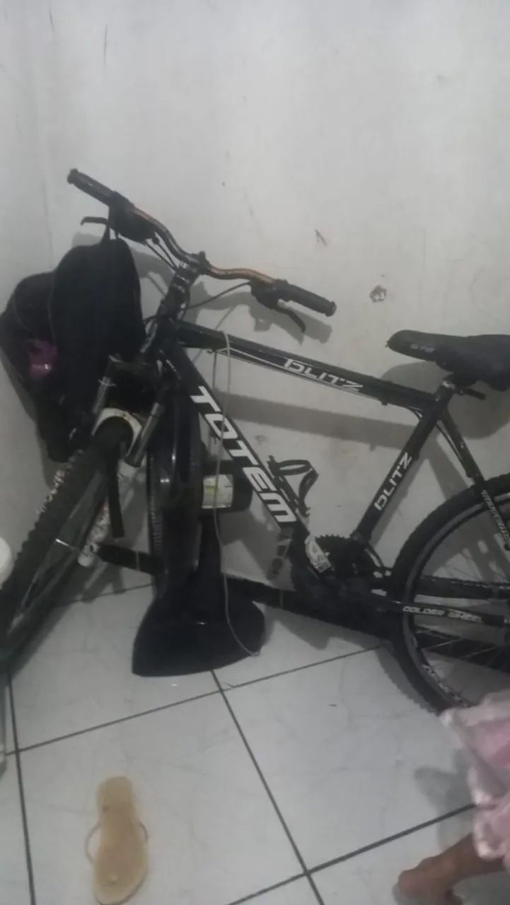 Vendo bicicleta semi nova e tv 32 smart