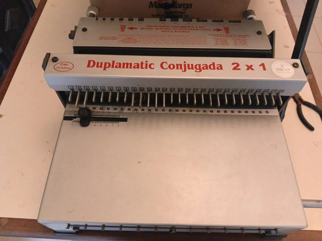 Encadernadora Lassane 2x1 furo quadrado conjugada - oferta pra vender rápido  - Foto 4